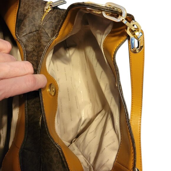 Michael Kors Fulton Large Logo Shoulder Bag NWT - Picture 6 of 9